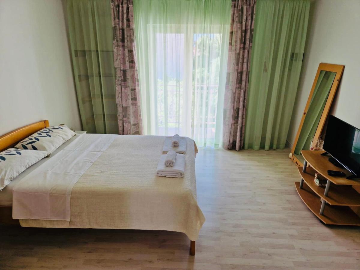 Olive Tree Apartments Ровинь Экстерьер фото